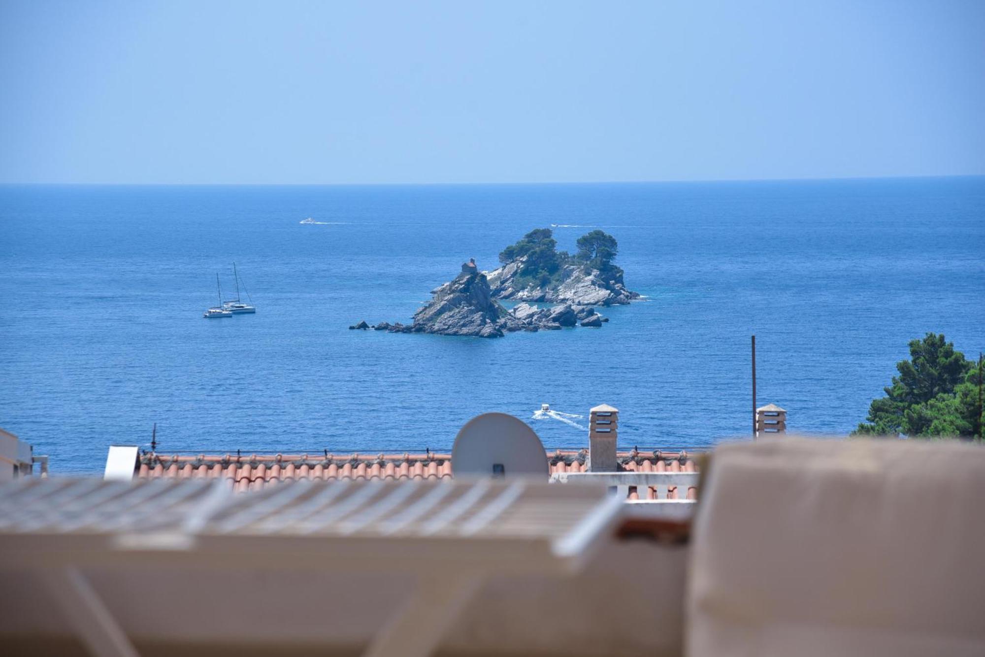 Vila Apartments Lidija Petrovac na moru Exterior foto