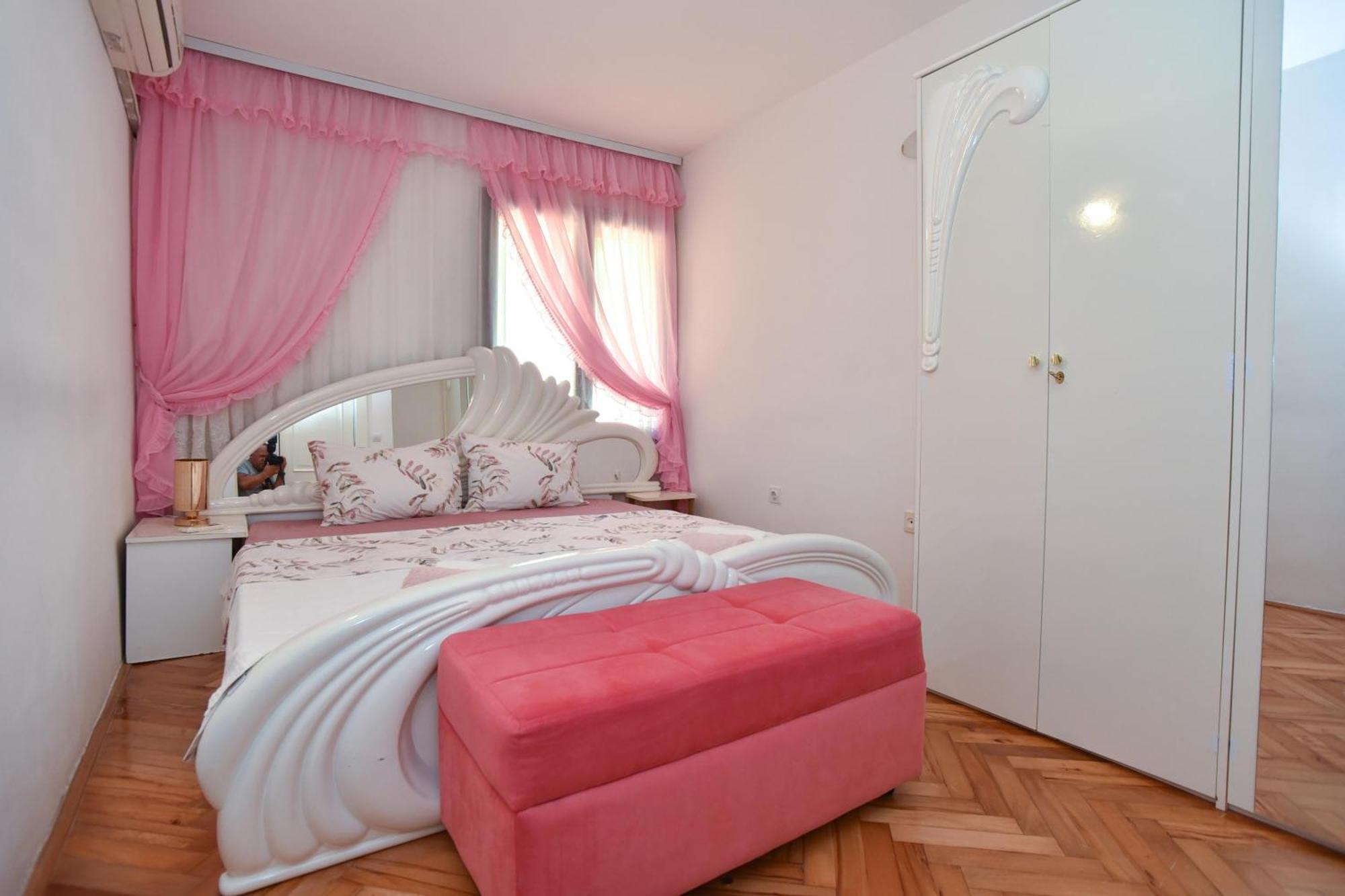 Vila Apartments Lidija Petrovac na moru Exterior foto